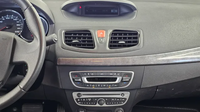 Renault SM3