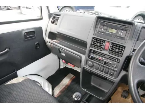 Nissan Clipper Truck