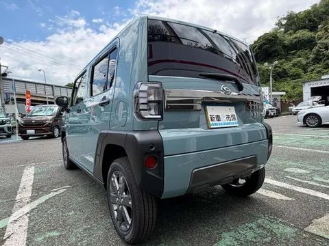 Daihatsu Taft