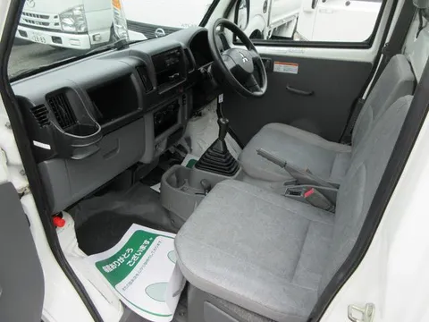 Mitsubishi Minicab Truck