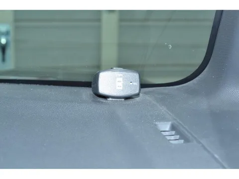 Toyota Pixis Mega
