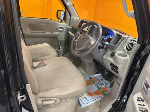 Nissan Clipper Rio