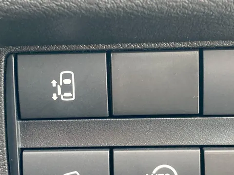 Mitsubishi eK X Space