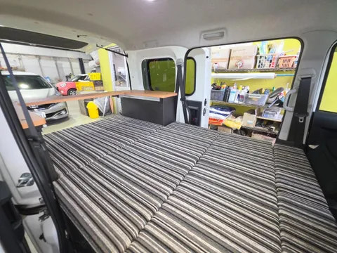 Toyota Pixis Van
