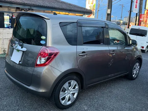 Toyota Ractis