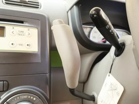 Toyota Pixis Space
