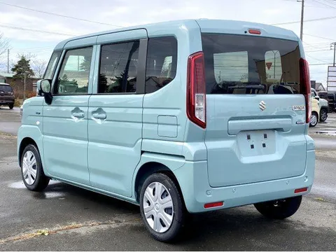 Suzuki Spacia