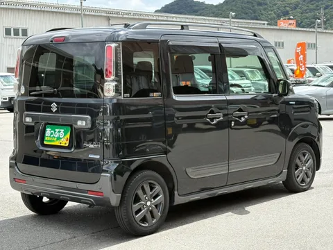 Suzuki Spacia Gear