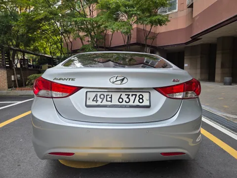 Hyundai Elantra (Avante)