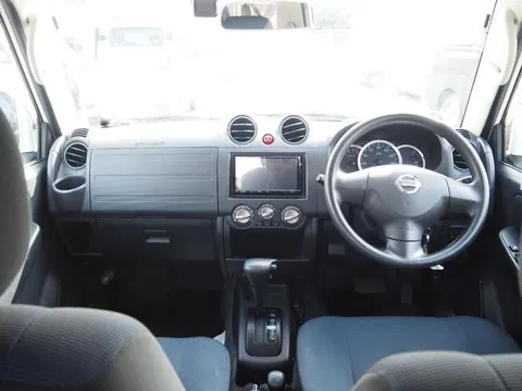 Nissan KIX