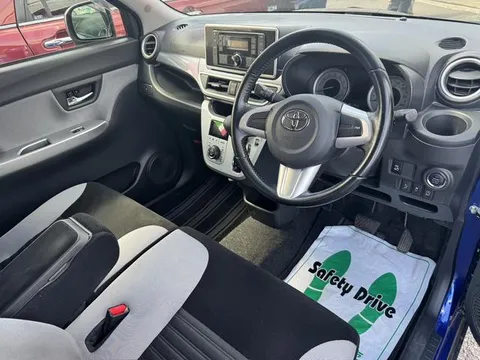 Toyota Pixis Joy