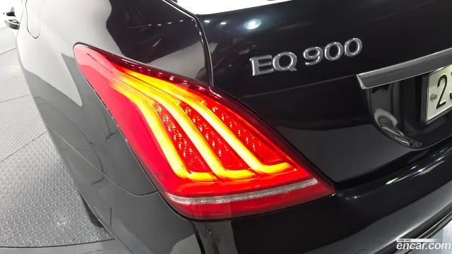 Genesis G90 (EQ900)