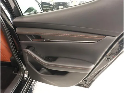Mazda MAZDA3 Fastback
