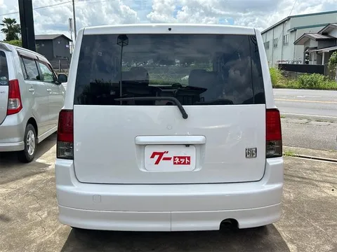 Toyota bB