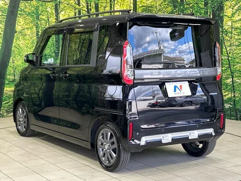 Mitsubishi Delica Mini
