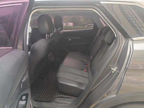 Peugeot 4008