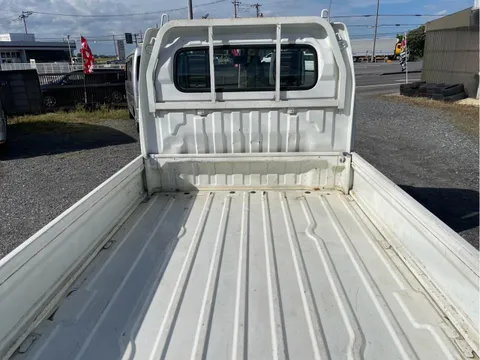 Mazda Scrum Truck