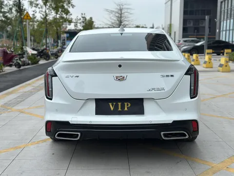 Cadillac CT4
