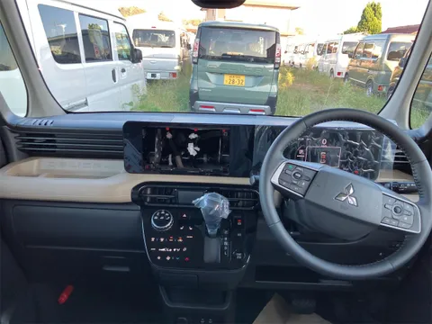 Mitsubishi Delica Mini