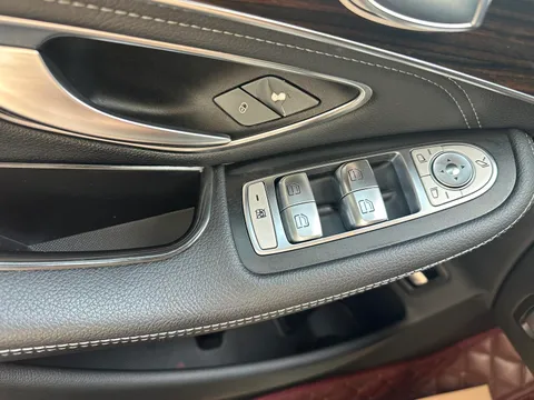 Mercedes-Benz Mercedes-Benz GLC