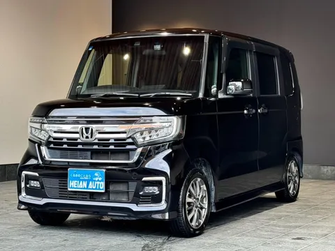 Honda N-BOX Custom