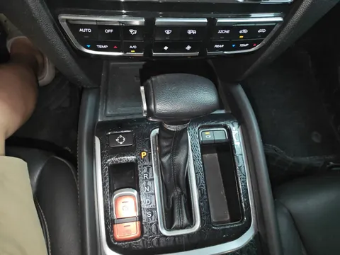 Gac GS8