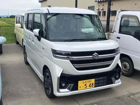 Suzuki Spacia Custom