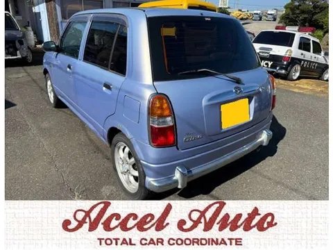 Daihatsu Mira Gino