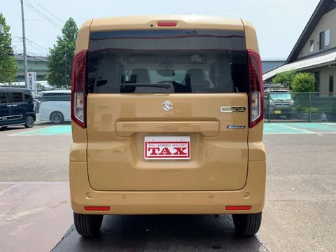 Suzuki Spacia