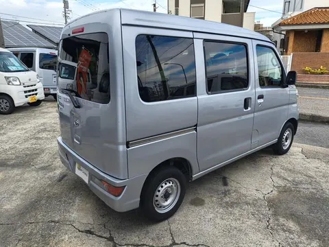 Daihatsu Hijet Cargo