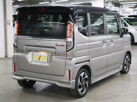 Suzuki Spacia Custom
