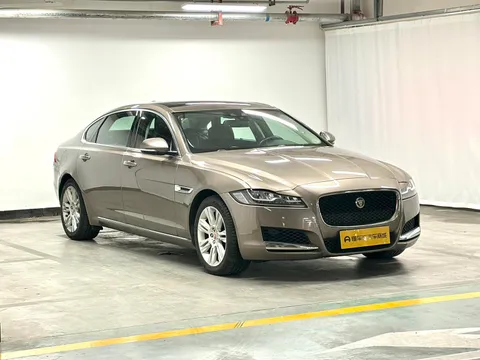Jaguar XFL