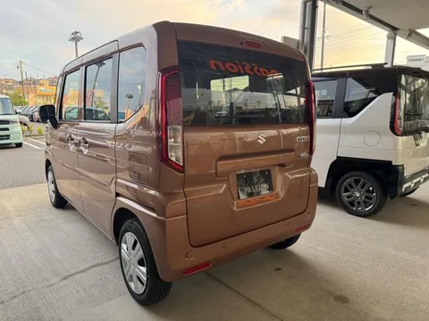 Suzuki Spacia