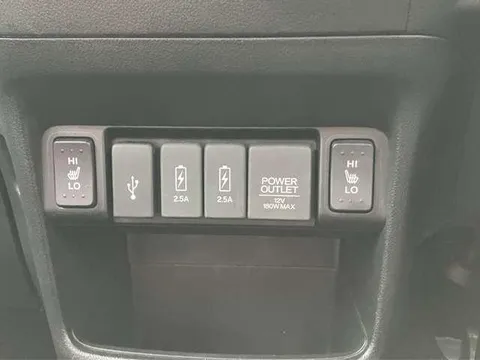 Honda N-BOX Slash