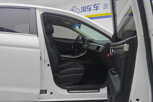 Geely Emgrand GL