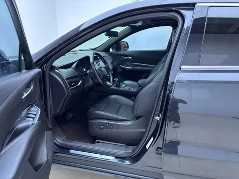 Cadillac XT4