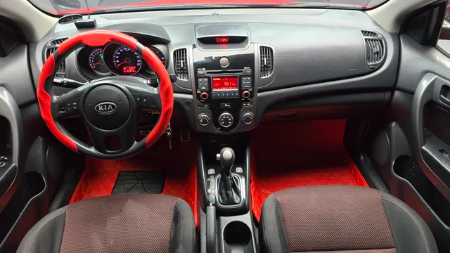 Kia Cerato (Forte)