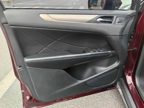 Lincoln MKC