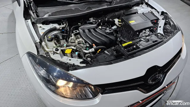 Renault SM3
