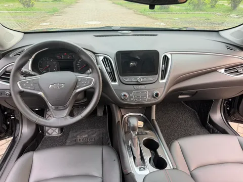 Chevrolet Malibu XL