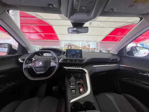 Peugeot 4008