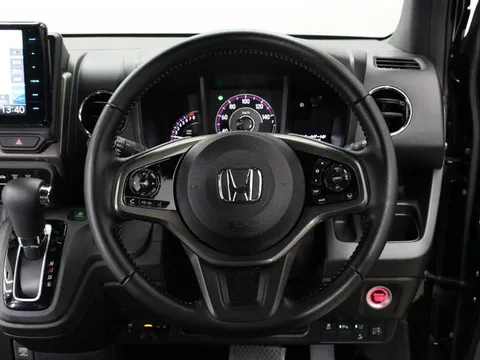 Honda N-WGN Custom