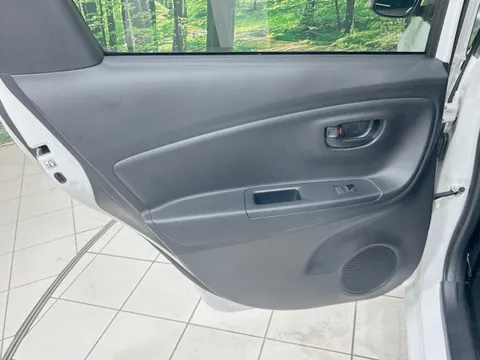 Toyota Yaris (Vitz)