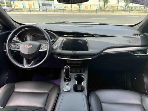 Cadillac XT4