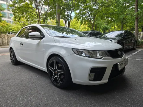 Kia Cerato (Forte)
