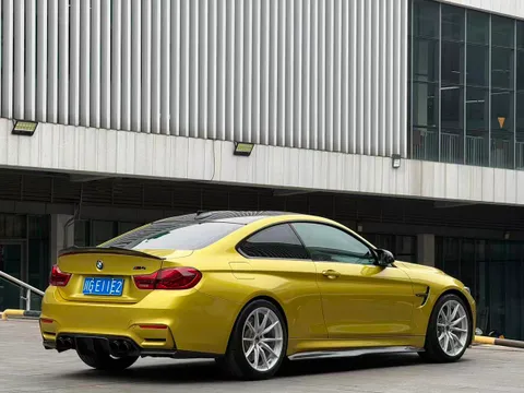 BMW M4