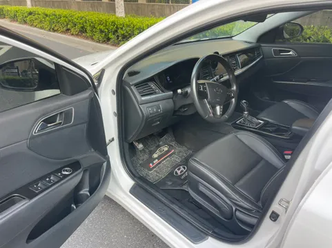 Hyundai Mistra