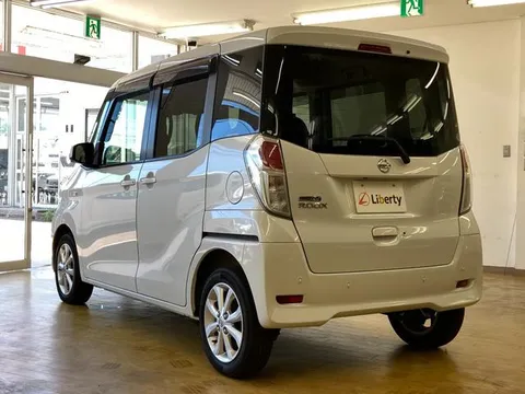 Nissan Dayz Roox