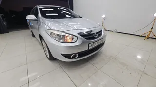 Renault SM3