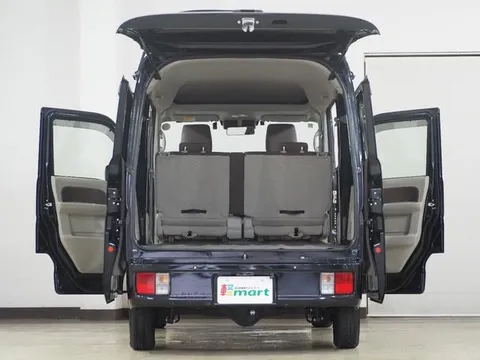 Nissan Clipper